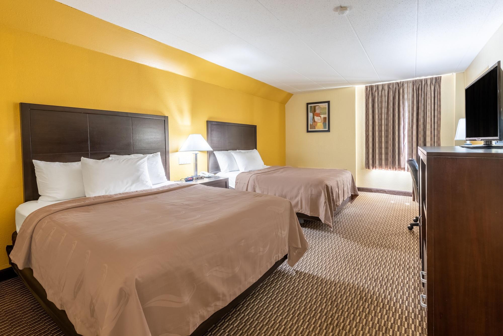 Quality Inn & Suites Цинциннати Экстерьер фото
