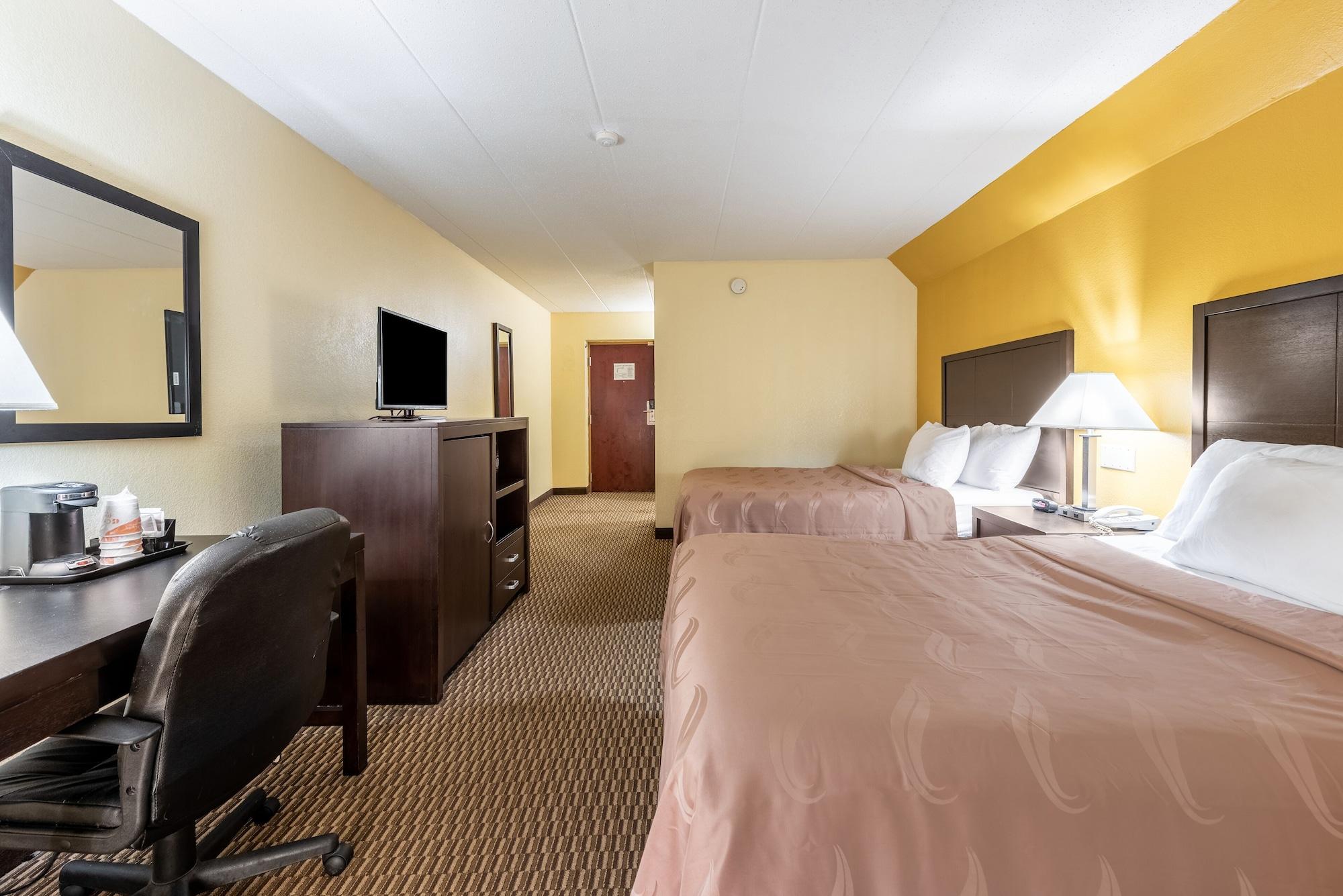 Quality Inn & Suites Цинциннати Экстерьер фото