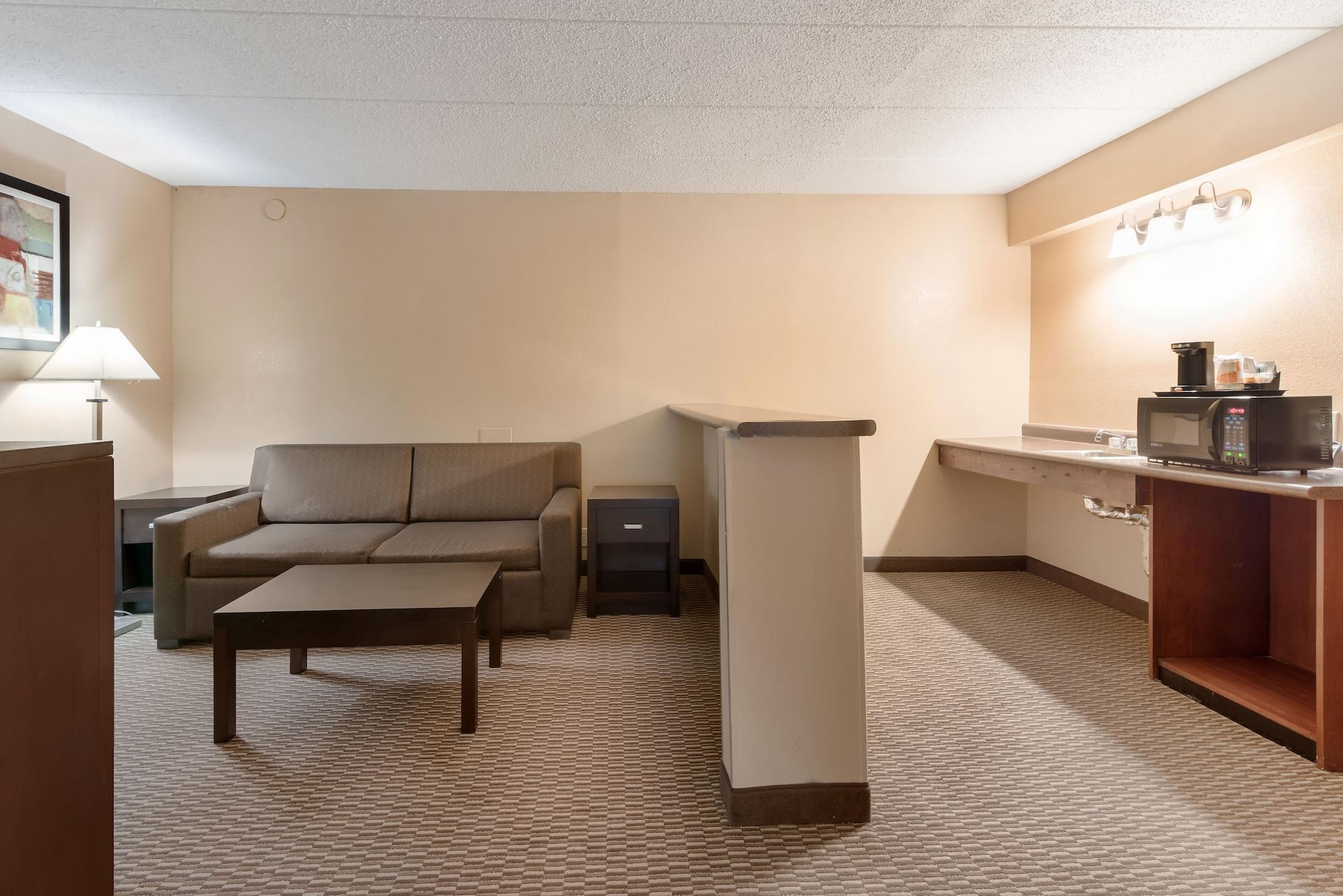 Quality Inn & Suites Цинциннати Экстерьер фото