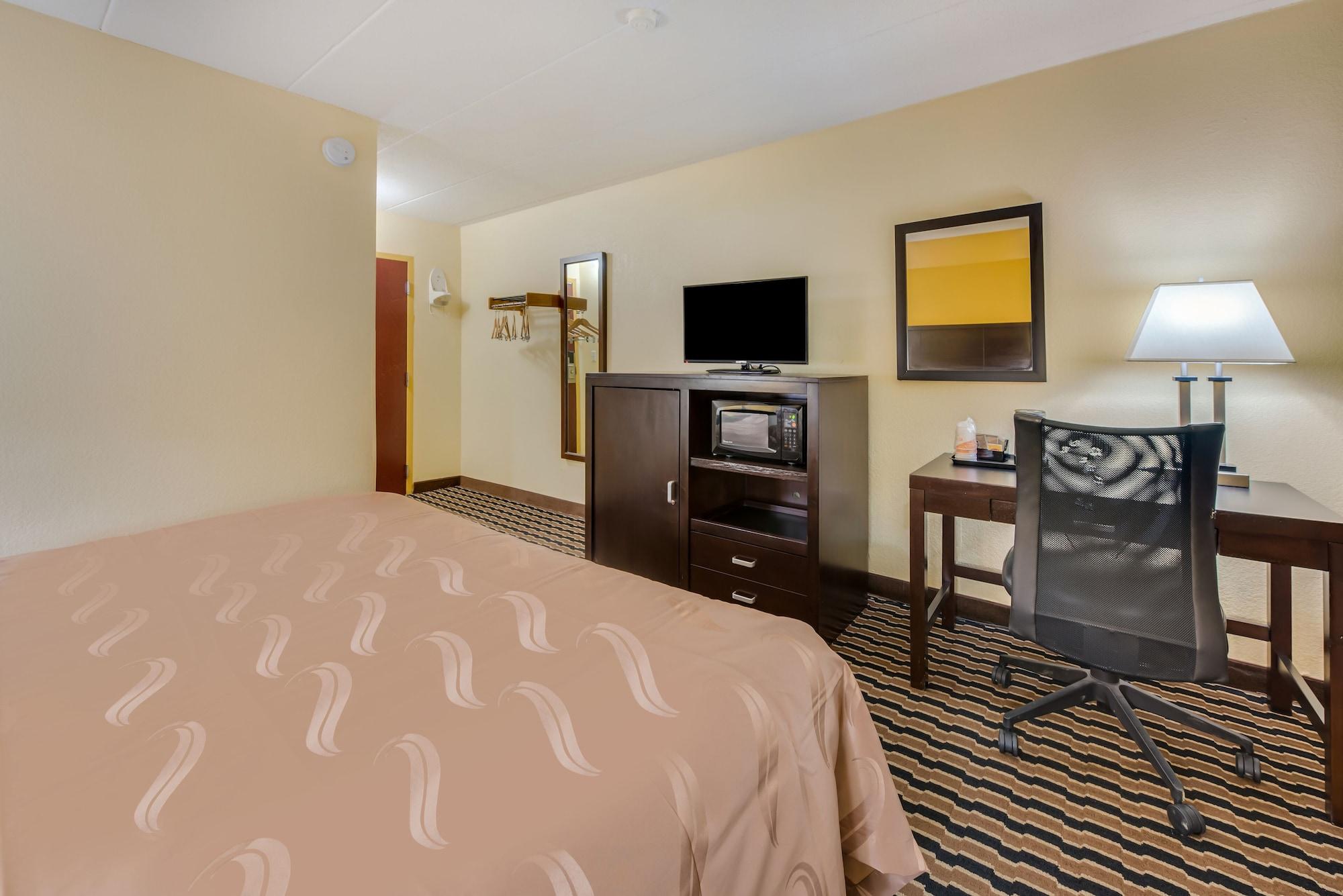 Quality Inn & Suites Цинциннати Экстерьер фото