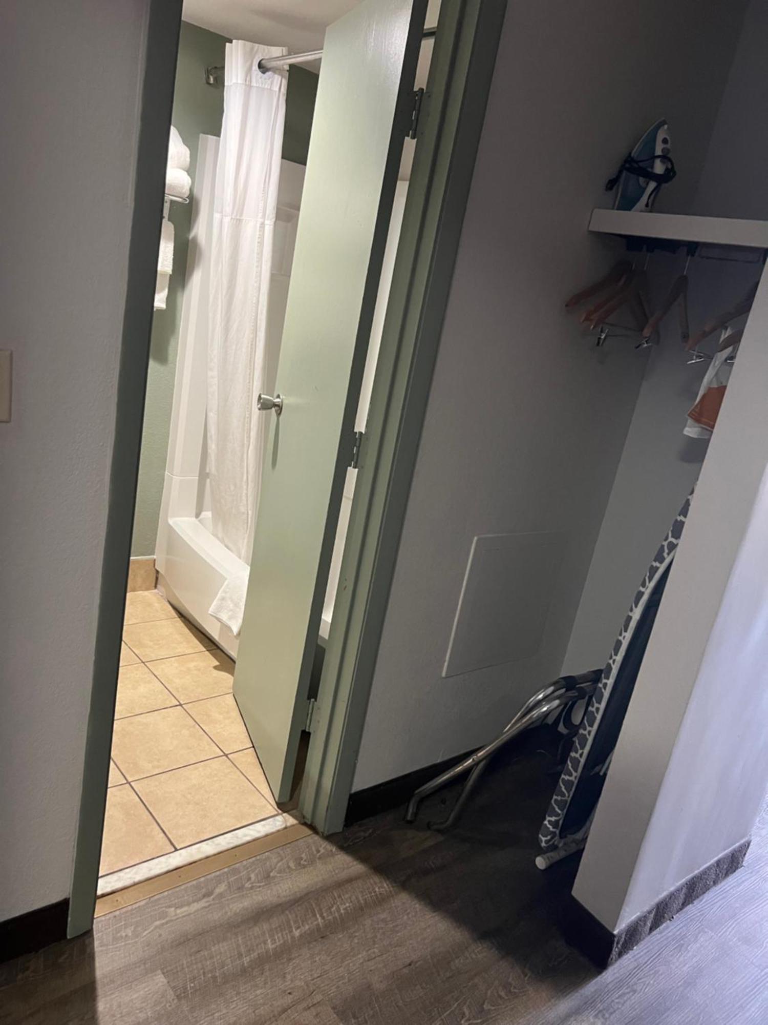 Quality Inn & Suites Цинциннати Экстерьер фото